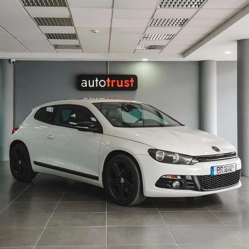 Branco Usado 2010 VW Scirocco Coupé | € 14.900 (Preço justo) - Imagem 1/4