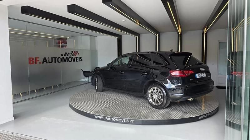 Usado Audi A3 110 HP (80 kW) 2016 Preto Carrinha