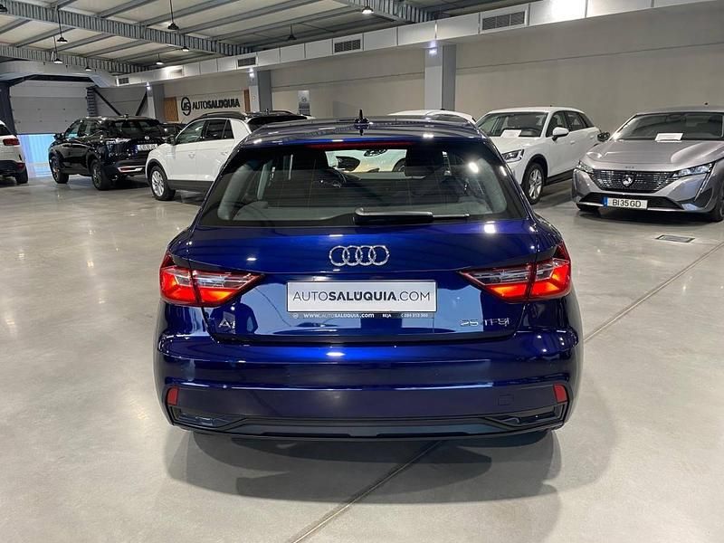 Usado Audi A1 Sportback 95 HP (69 kW) 2024 Azul Citadino