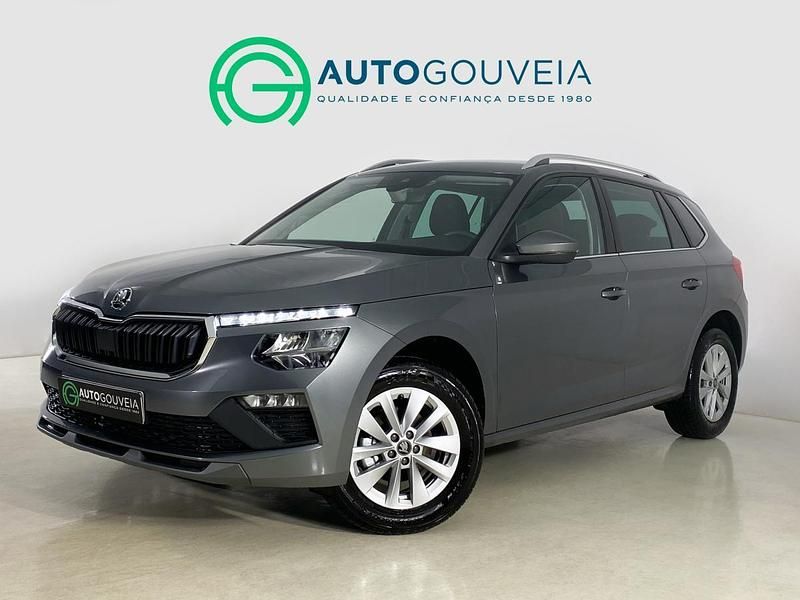 Cinza Usado 2025 Skoda Kamiq SUV | € 22.980 (Bom preço) - Imagem 1/4