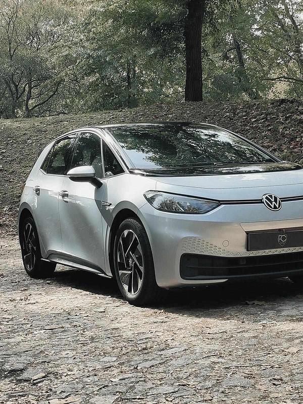 Usado VW ID.3 150 kW (204 HP) 2021 Cinzento Citadino