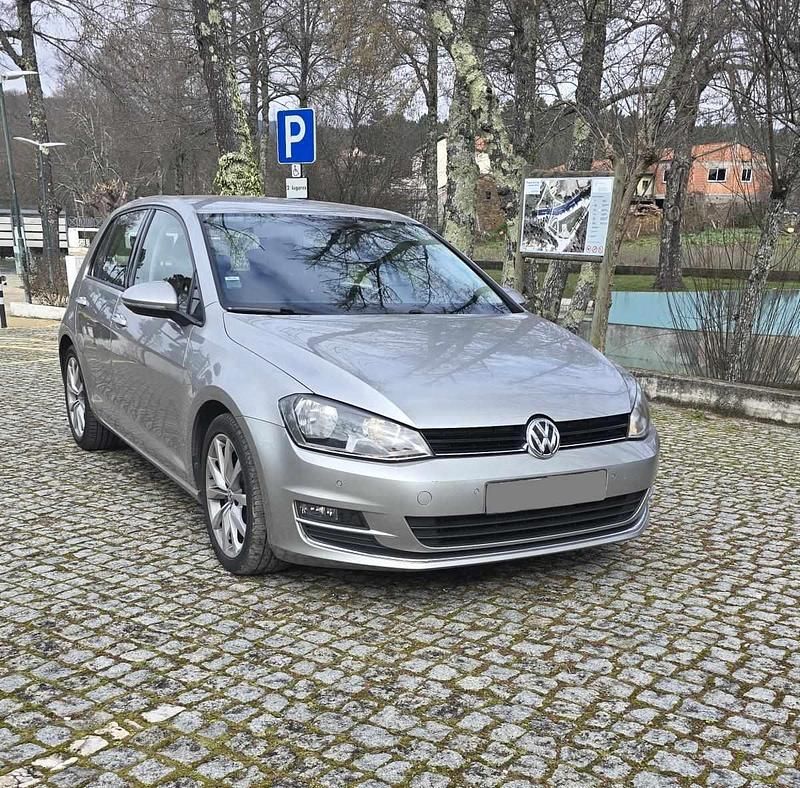 Cinzento Usado 2012 VW Golf VII Carrinha | € 10.500 (Caro) - Imagem 1/4