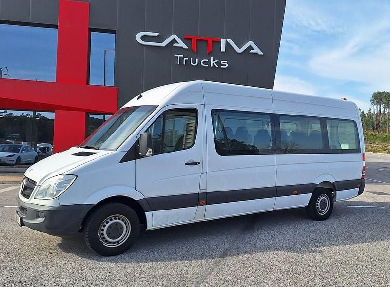 Branco Usado 2013 Mercedes 316 Van | € 24.750 - Imagem 1/4