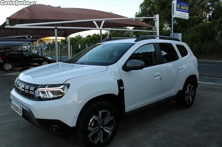Branco Usado 2024 Dacia Duster Extreme SUV | € 20.900 (Preço justo) - Imagem 1/1