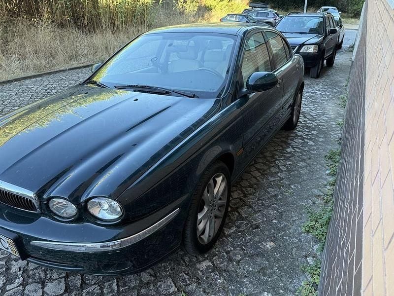 Usado 2002 Jaguar X-type Sedan | € 10.000 - Imagem 1/4