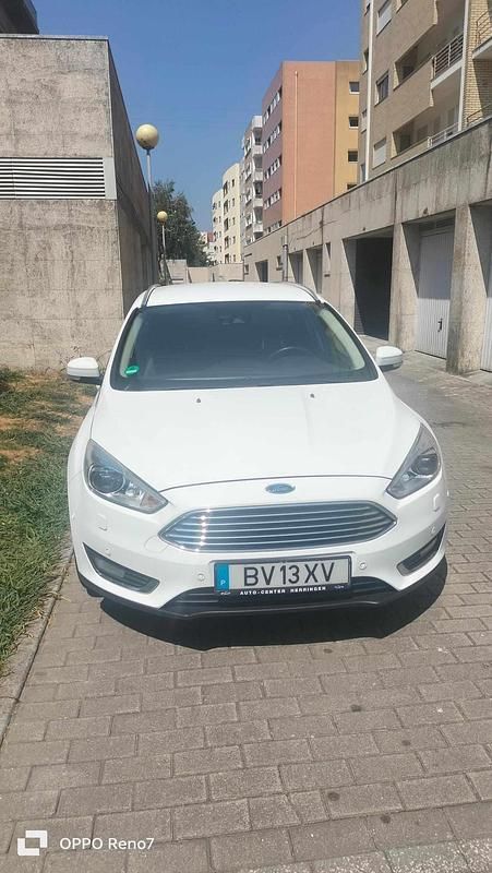 Usado Ford Focus 125 HP (91 kW) 2015 Branco