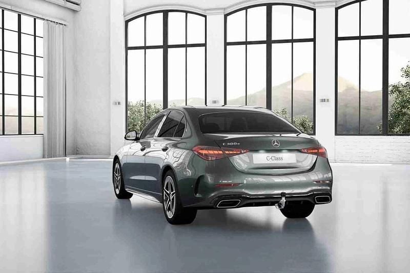 Cinzento Novo 2025 Mercedes C300e Sedan | € 75.075 - Imagem 1/4