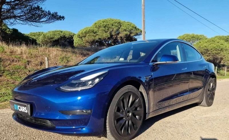 Azul Usado 2019 Tesla Model 3 Standard Range Sedan | € 24.850 (Super Preço) - Imagem 1/4