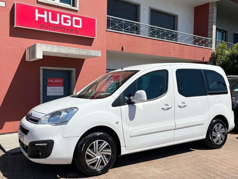 Branco Usado 2018 Citroën Berlingo Feel Monovolume | € 15.900 (Preço elevado) - Imagem 1/4