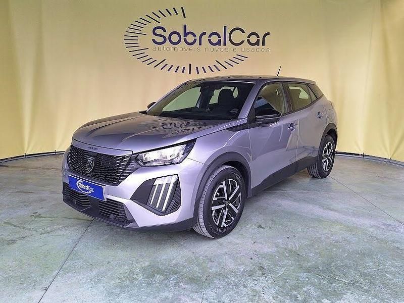 Cinzento Usado 2023 Peugeot 2008 Active SUV | € 19.000 (Preço justo) - Imagem 1/4