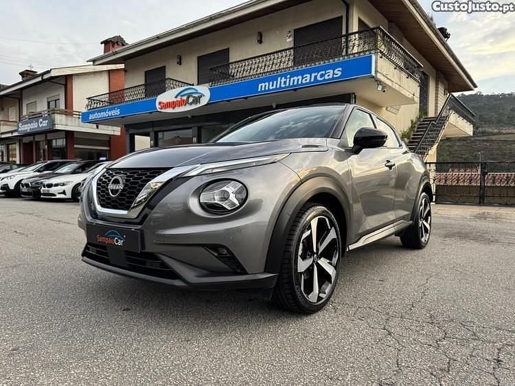 Cinza Usado 2023 Nissan Juke N-Connecta SUV | € 20.990 (Preço justo) - Imagem 1/1