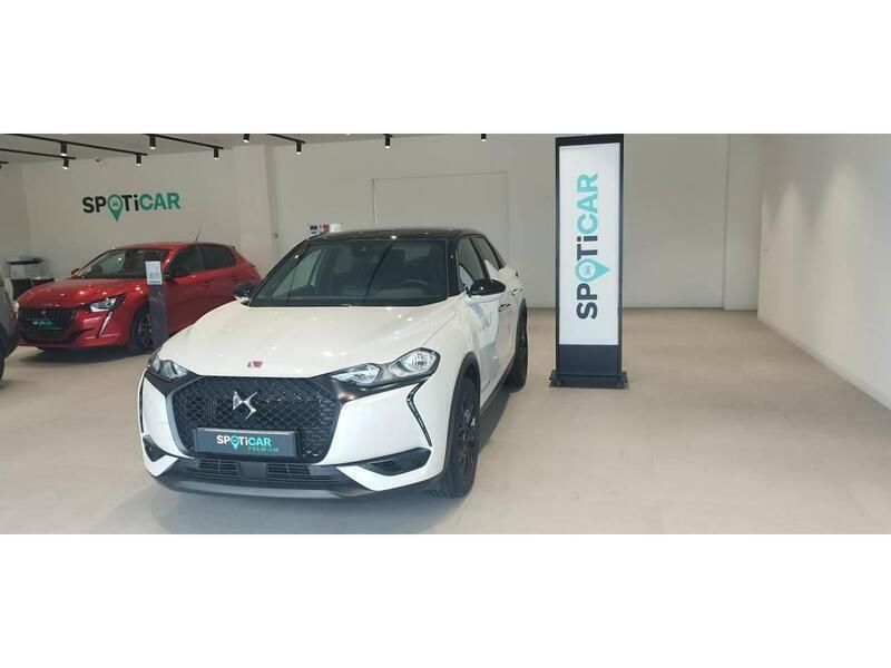 Branco Usado 2022 DS Automobiles DS3 Crossback Performance SUV | € 26.490 (Caro) - Imagem 1/3