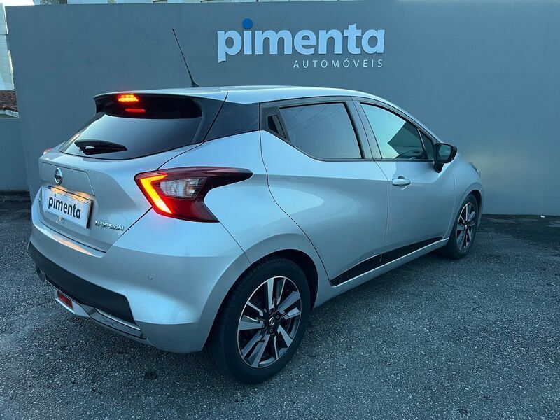 Usado Nissan Micra 92 HP (67 kW) 2021 Cinza Citadino