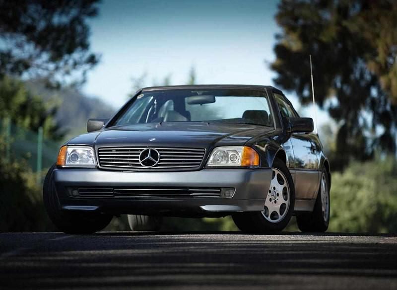 Usado Mercedes SL300 231 HP (169 kW) 1992 Preto Cabrios