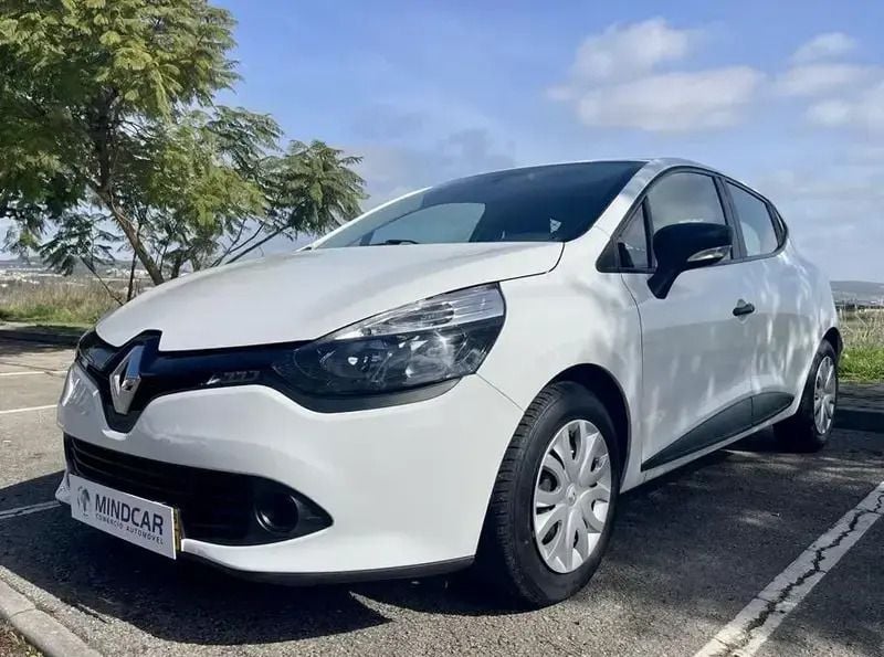 Branco Usado 2016 Renault Clio IV Van | € 6.980 (Bom preço) - Imagem 1/4