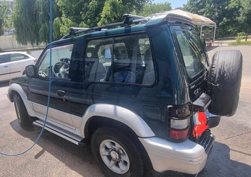 Verde Usado 1996 Mitsubishi Pajero SUV | € 17.000 - Imagem 1/4