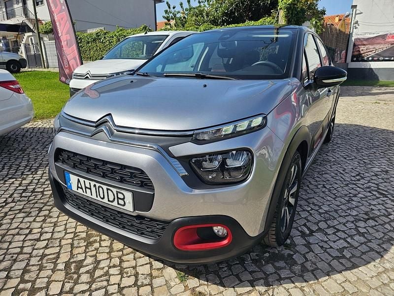 Cinza Usado 2021 Citroën C3 PureTech Citadino | € 11.990 (Preço justo) - Imagem 1/4