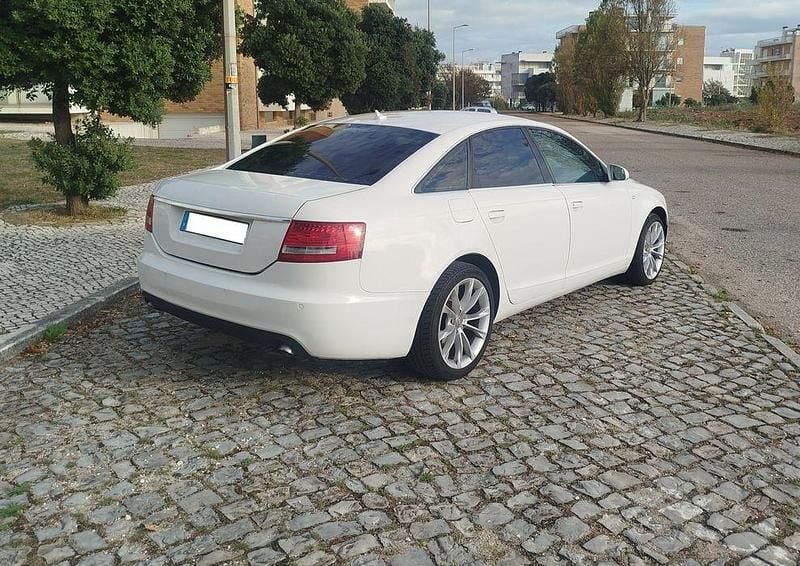 Usado 2005 Audi A6 Sedan | € 4.650 (Bom preço) - Imagem 1/4