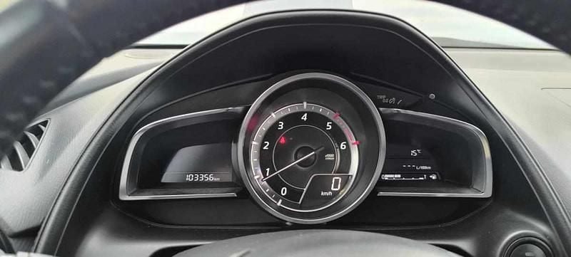 Usado Mazda CX-3 105 HP (77 kW) 2016 Cinzento SUV