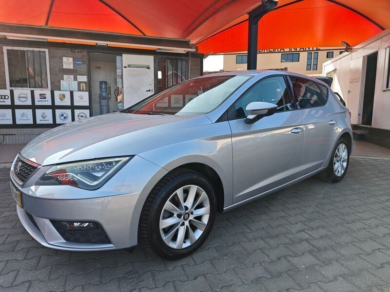Usado Seat Leon Reference 115 HP (84 kW) 2019 Cinza Citadino