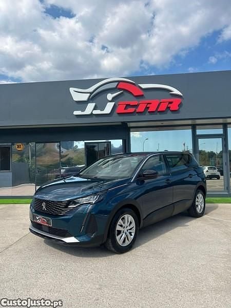 Azul Usado 2022 Peugeot 5008 Allure Monovolume | € 20.450 (Bom preço) - Imagem 1/1