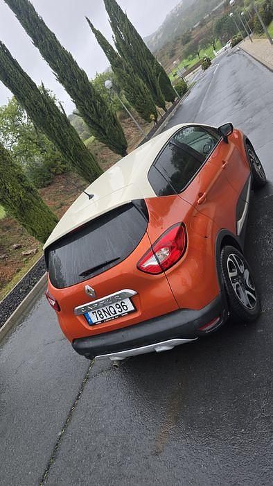 Usado Renault Captur 90 HP (66 kW) 2013 SUV