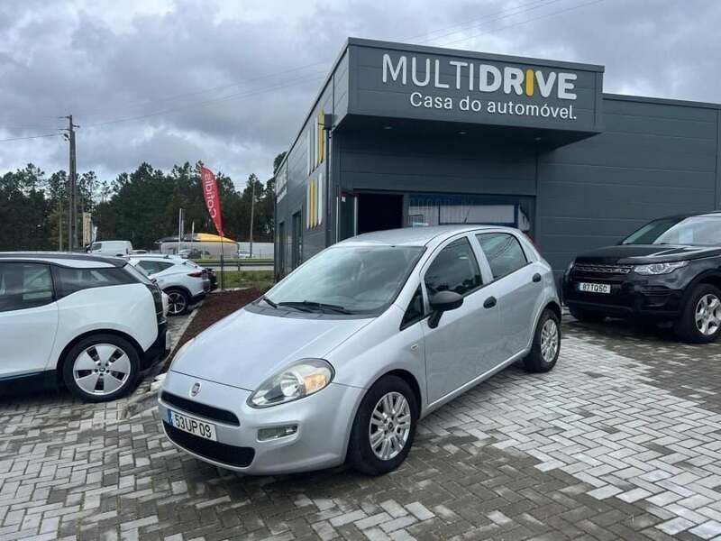 Cinzento Usado 2018 Fiat Punto Citadino | € 8.999 (Preço justo) - Imagem 1/4