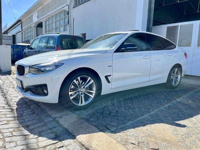 Branco Usado 2013 BMW 320 Citadino | € 19.750 (Preço justo) - Imagem 1/4