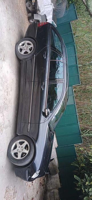Usado 2001 Mercedes C220 Avantgarde Carrinha | € 7.350 - Imagem 1/4