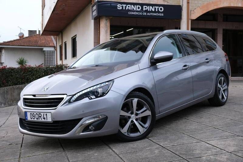 Cinza Usado 2015 Peugeot 308 Allure | € 10.900 (Bom preço) - Imagem 1/4