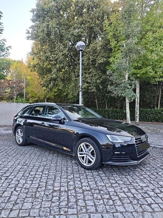 Usado 2018 Audi A4 Sedan | € 18.500 (Super Preço) - Imagem 1/4