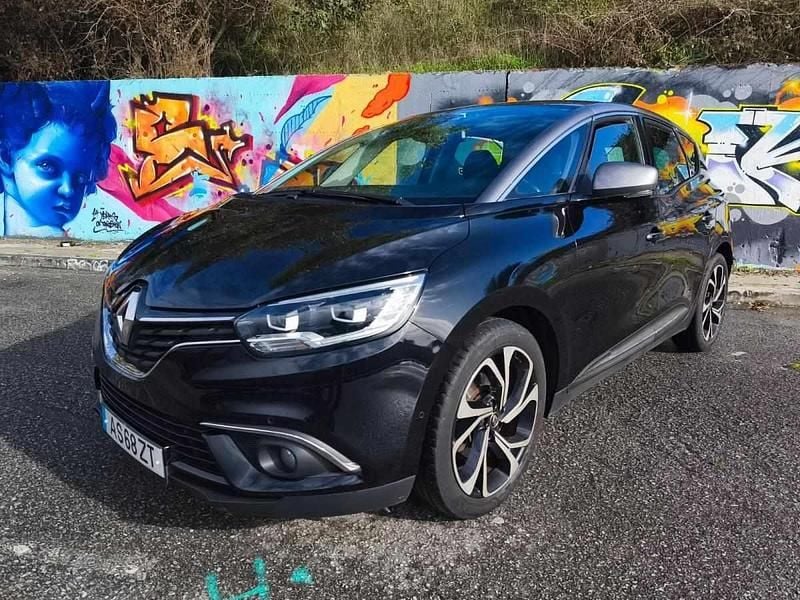 Preto Usado 2018 Renault Scénic IV Monovolume | € 15.950 (Preço justo) - Imagem 1/4