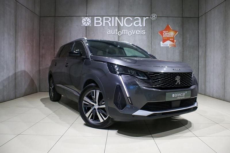 Cinza Usado 2023 Peugeot 5008 Allure Monovolume | € 23.890 (Preço justo) - Imagem 1/4