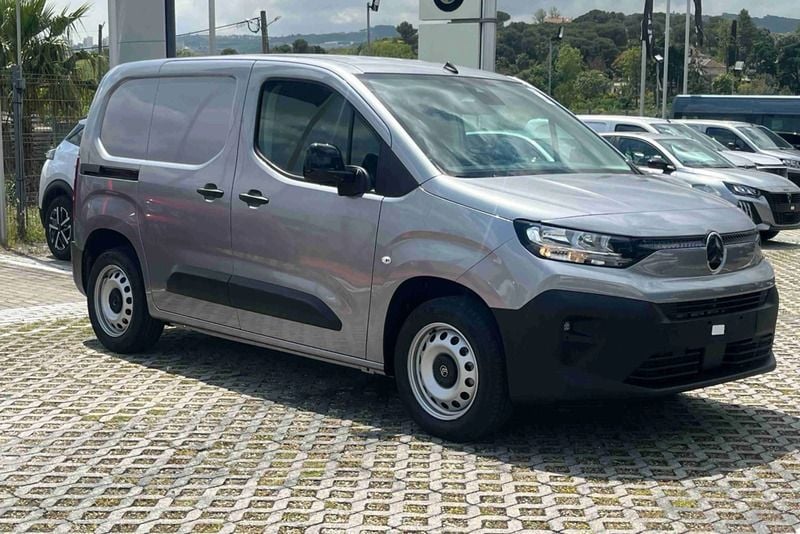 Cinzento Novo 2024 Citroën Berlingo Monovolume | € 21.900 - Imagem 1/4