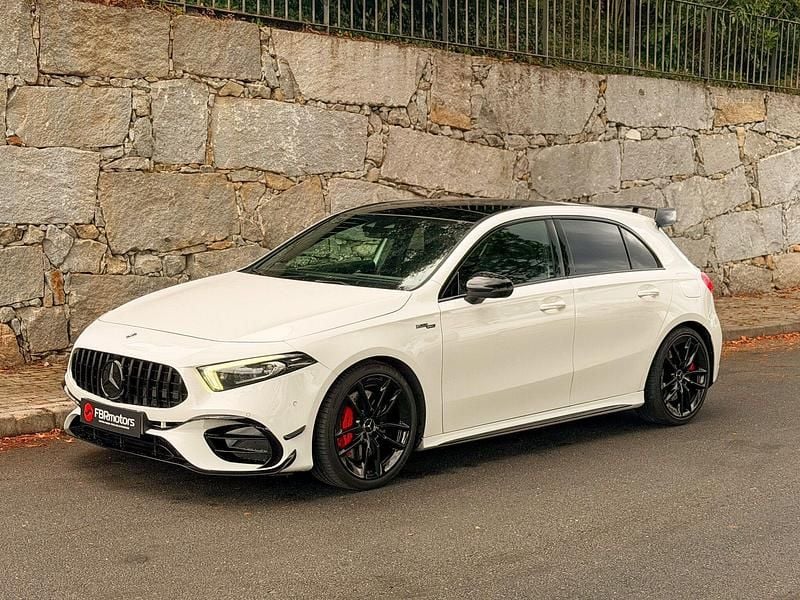 Branco Usado 2019 Mercedes A35 AMG AMG Sedan | € 39.990 - Imagem 1/4