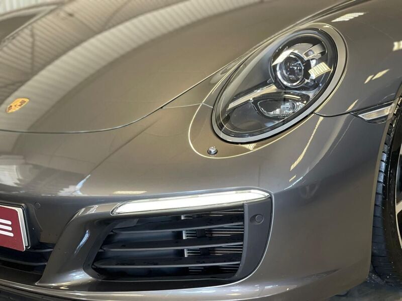 Usado Porsche 991 370 HP (272 kW) 2016 Cinzento