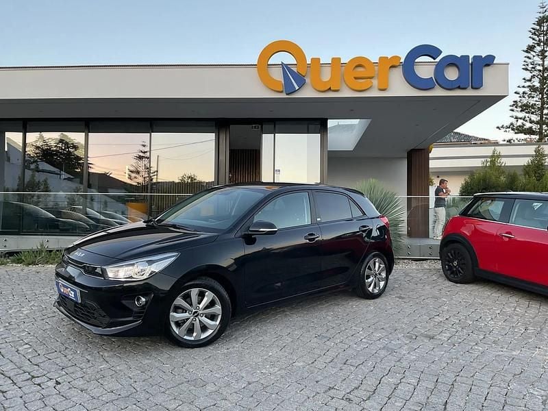 Preto Usado 2023 Kia Rio | € 15.900 (Bom preço) - Imagem 1/4