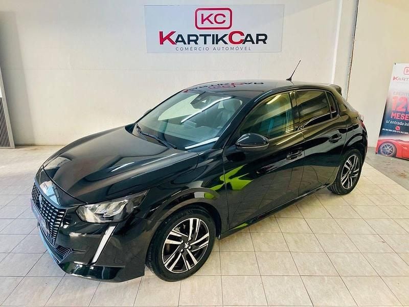 Preto Usado 2022 Peugeot 208 Citadino | € 14.999 (Bom preço) - Imagem 1/4