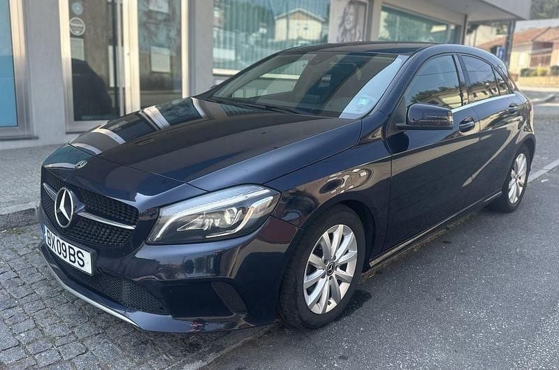Usado 2018 Mercedes A180 Sedan | € 14.999 (Super Preço) - Imagem 1/4