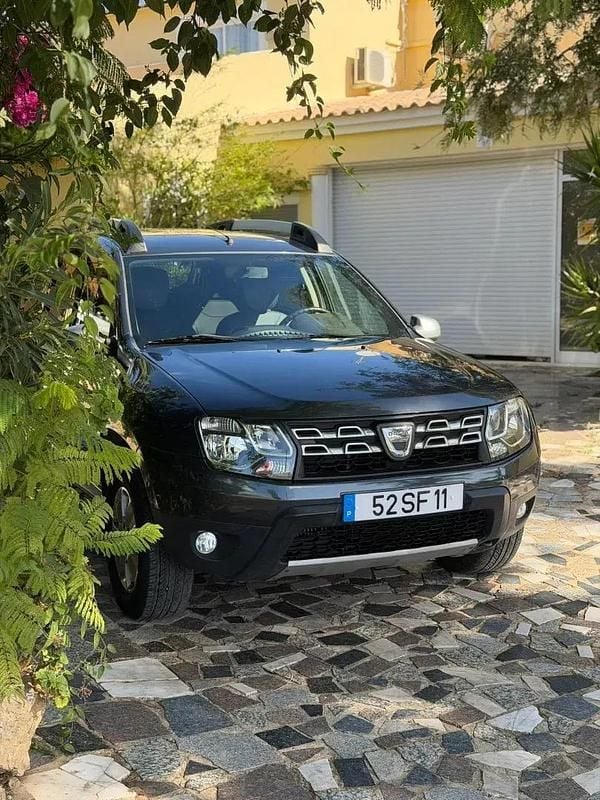 Cinzento Usado 2016 Dacia Duster SUV | € 16.900 (Caro) - Imagem 1/4