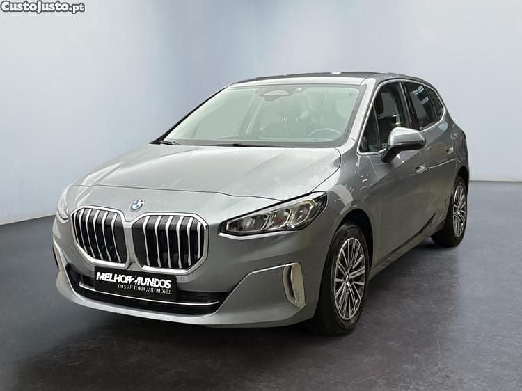 Cinza Usado 2022 BMW 218 Active Tourer Monovolume | € 23.750 - Imagem 1/1