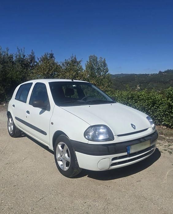 Usado 2000 Renault Clio II Sedan | € 1.900 - Imagem 1/4