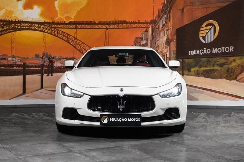 Usado Maserati Ghibli 275 HP (202 kW) 2014 Branco Sedan