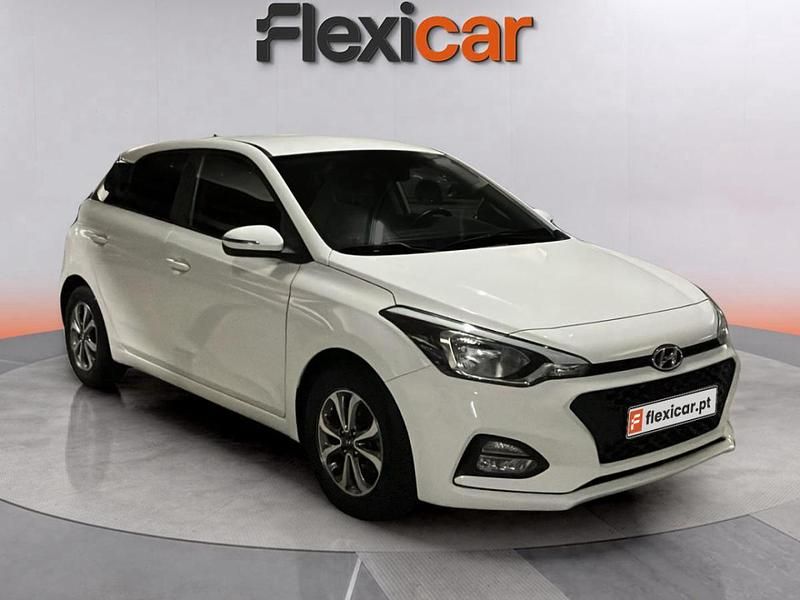 Usado Hyundai i20 100 HP (73 kW) 2019 Branco Citadino