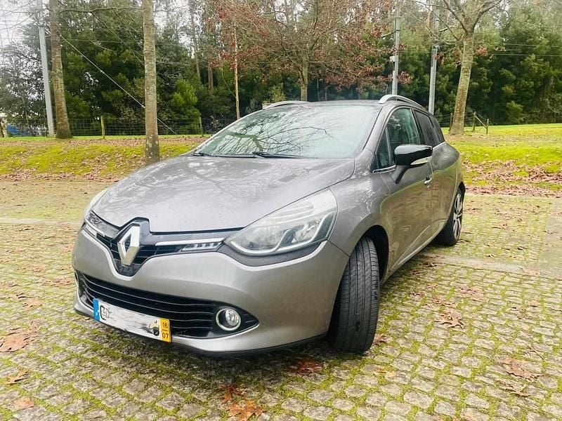 Usado Renault Clio GrandTour 90 HP (66 kW) 2016 Cinzento Carrinha