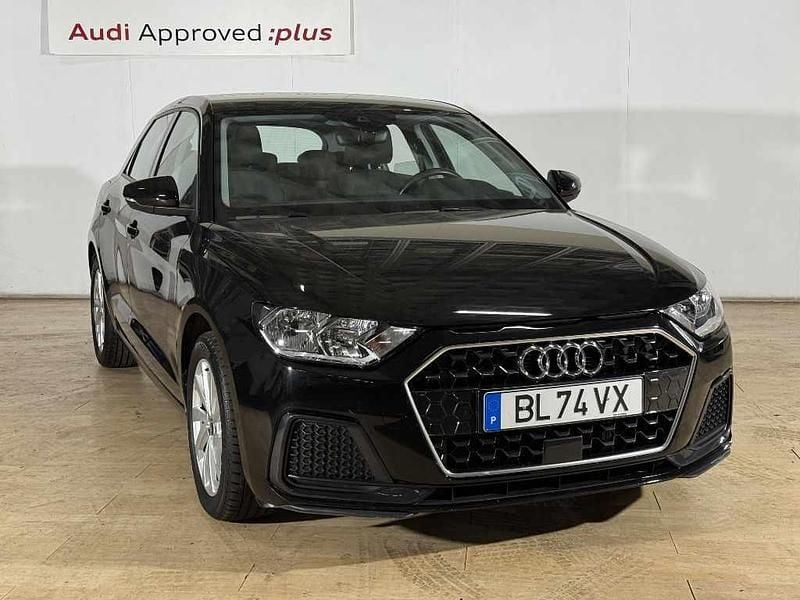 Preto Usado 2024 Audi A1 Sportback Citadino | € 21.400 (Preço justo) - Imagem 1/4