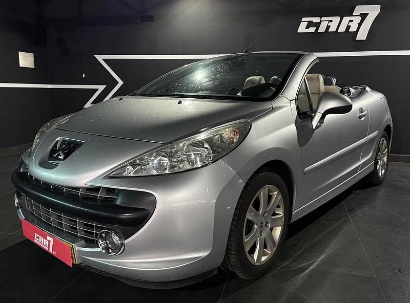 Usado Peugeot 207 Sport 109 HP (80 kW) 2009 Cinza Citadino