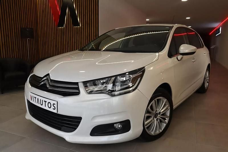 Branco pérola Usado 2015 Citroën C4 | € 11.950 (Preço justo) - Imagem 1/4
