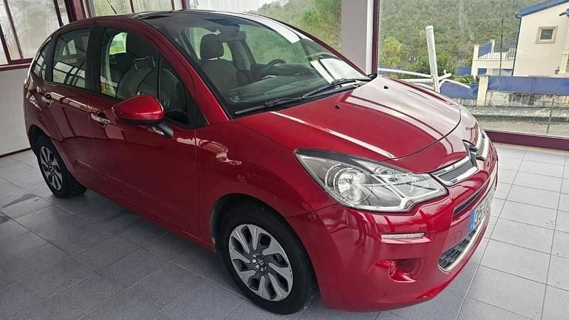 Usado Citroën C3 68 HP (50 kW) 2013 Vermelho