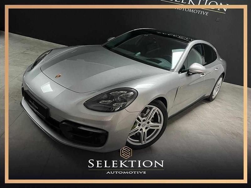 Usado Porsche Panamera 462 HP (339 kW) 2022 Cinzento